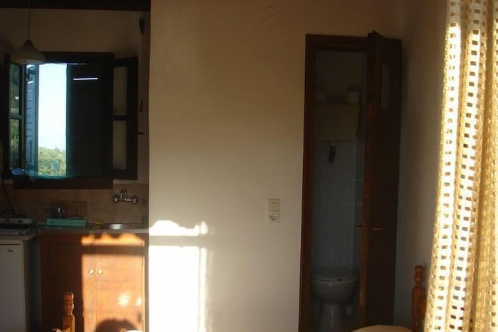 Room 6 of 55