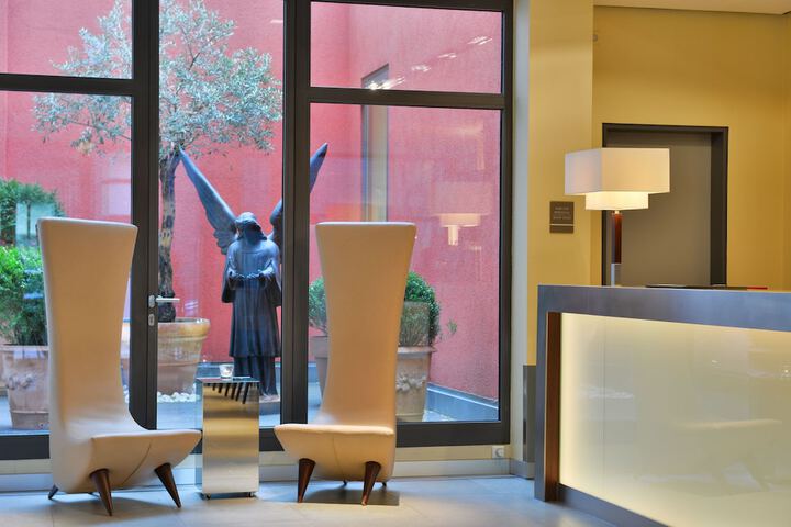 Lobby Photo