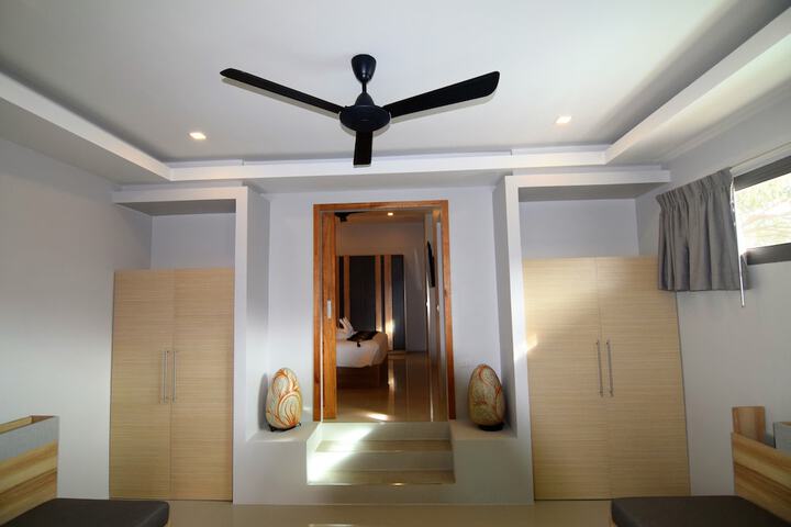 Room 45 of 112