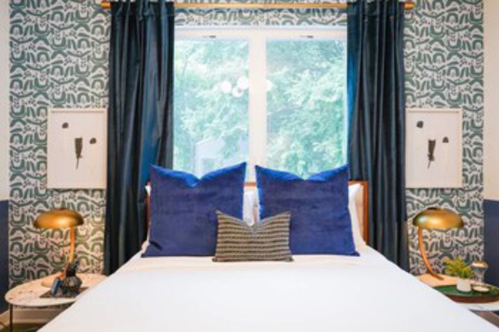 Room 20 of 28