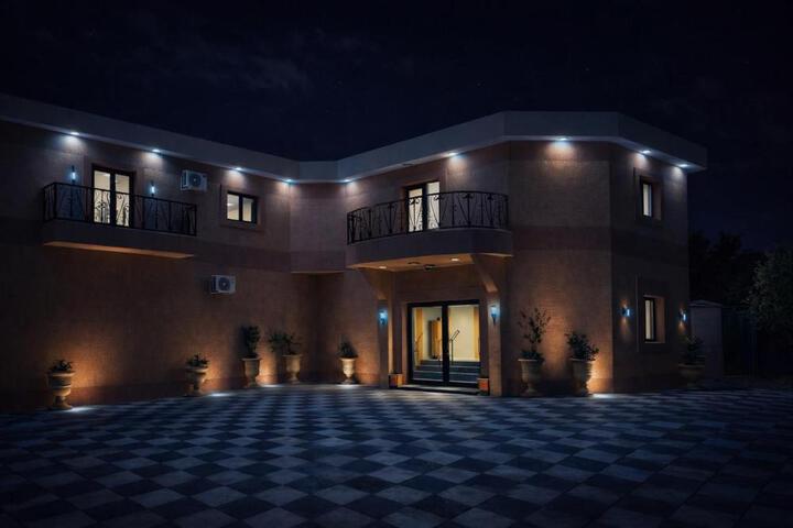 Hotel Murex