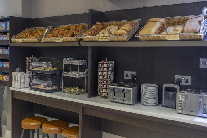 Breakfast/Coffee Service 87 of 109