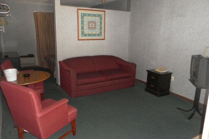 Room 17 of 27
