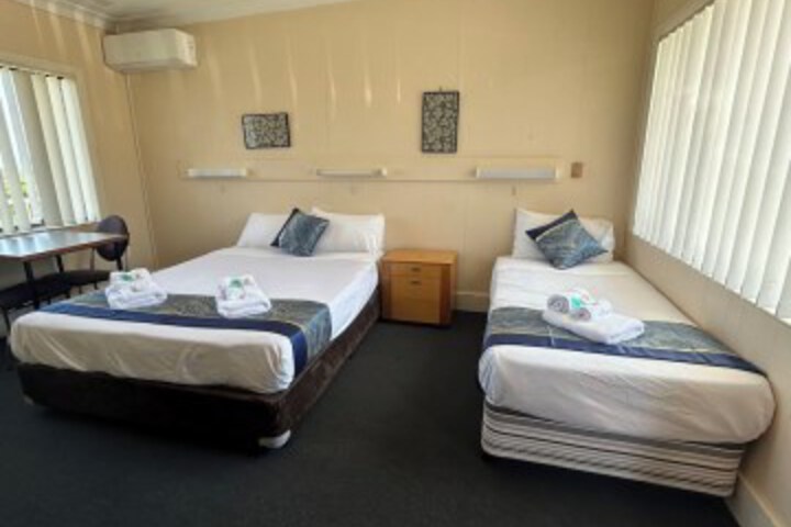 Room 19 of 48