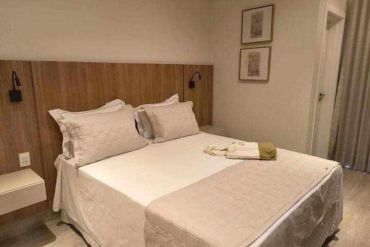 Room 35 of 228