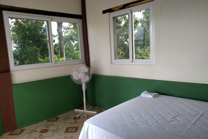 Room 6 of 67