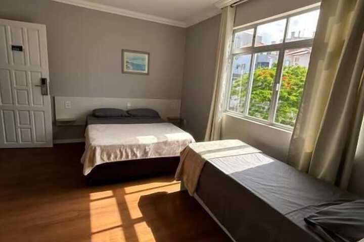 Room 5 of 41