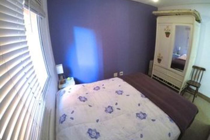 Room 30 of 79
