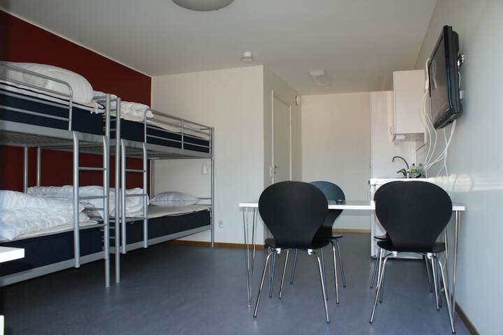 Room 10 of 45