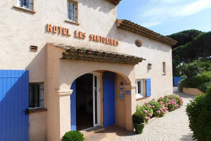 LES SANTOLINES