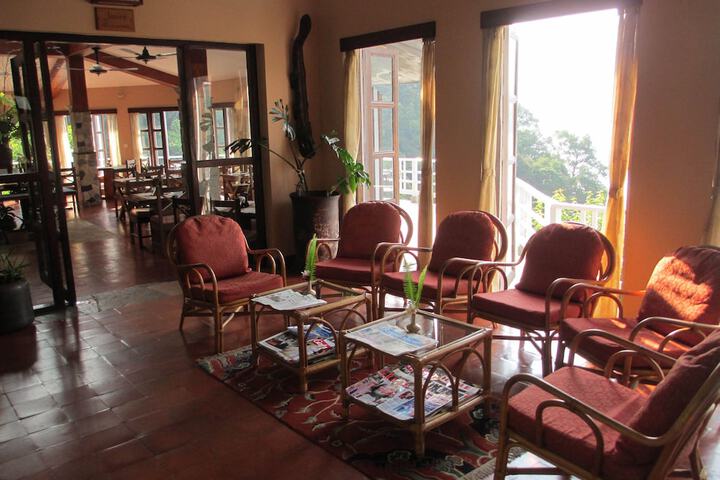 Hotel Lobby