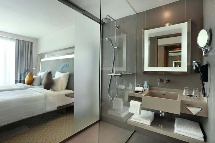 Room 21 of 58