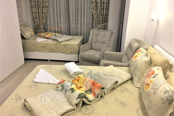 Room 22 of 35