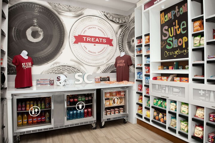 Snack bar