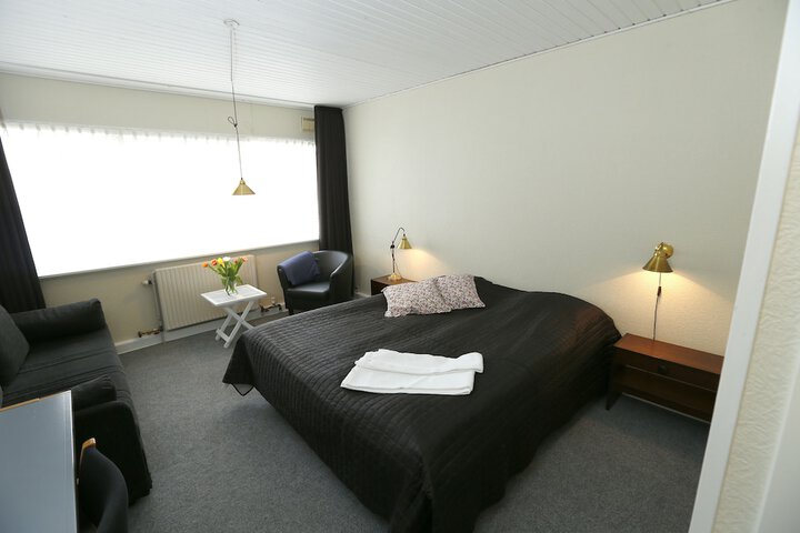 Room 3 of 23
