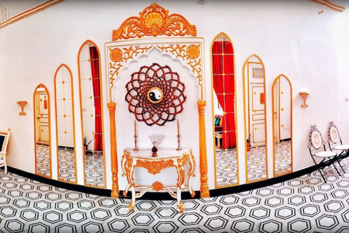 Ballroom/Hall 46 of 51