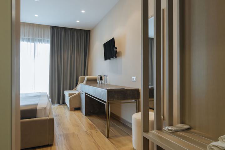 Room 9 of 54