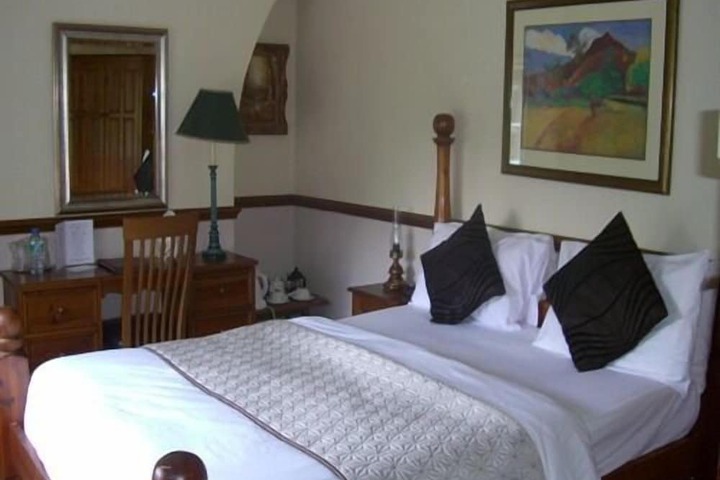 Room 8 of 70