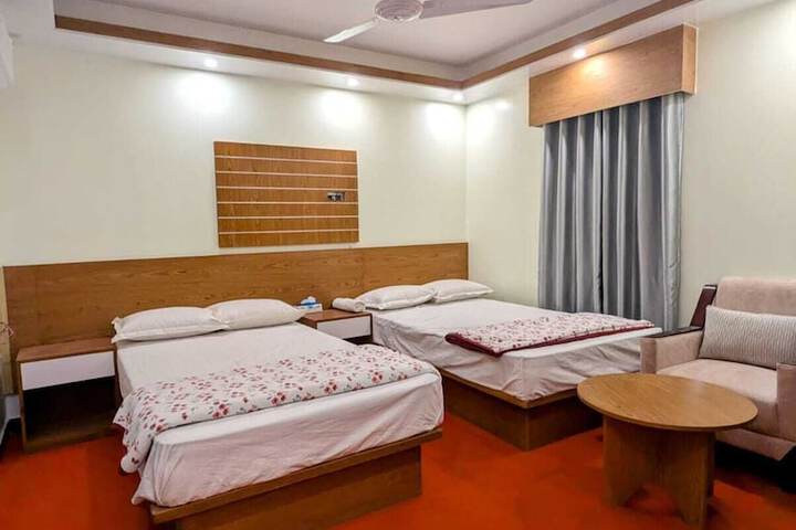 Room 3 of 6