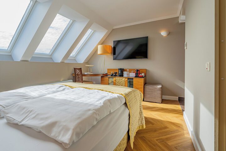 Room 36 of 111
