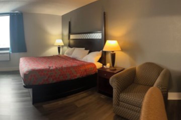 Room 19 of 35