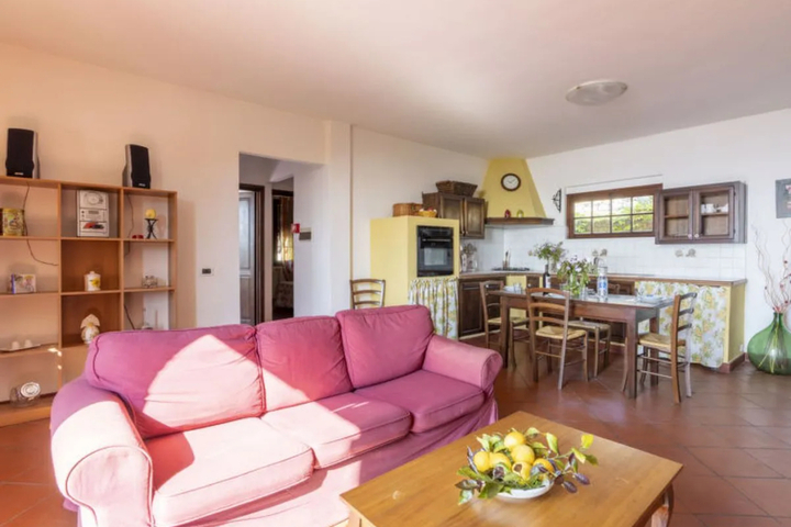 House Nicoli? San Lorenzo al Mare