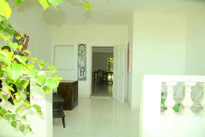 Room 52 of 155
