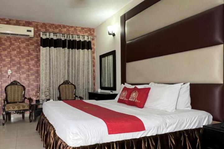 Hotel Tourist Inn