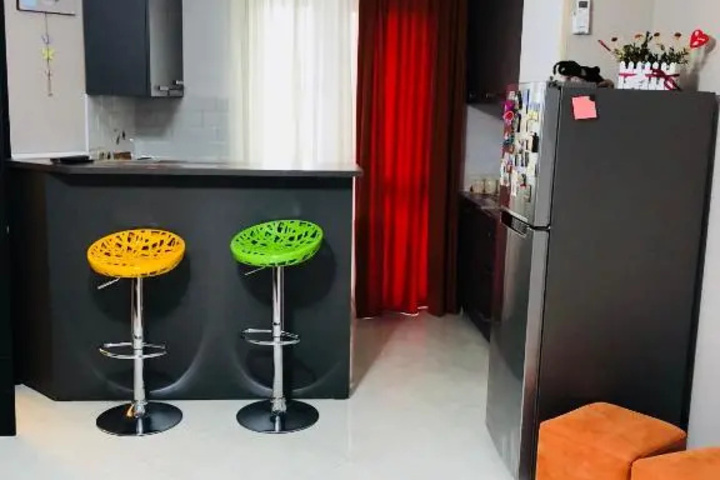 Room 5 of 6