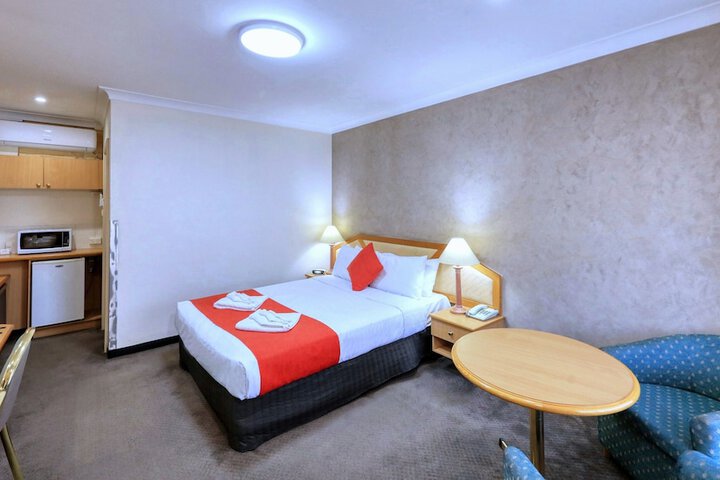 Room 4 of 29