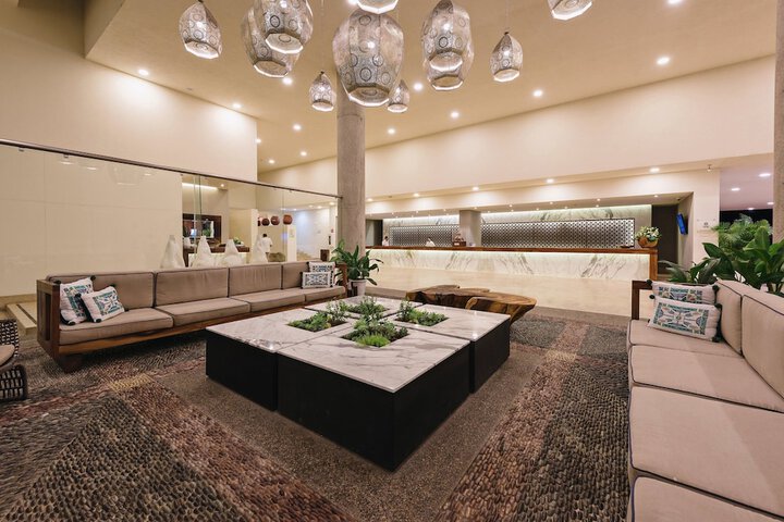 Hotel Interior 9 of 397