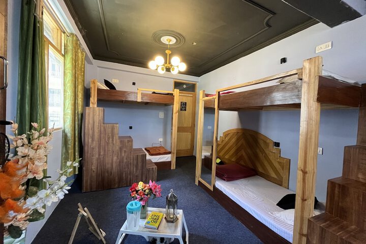 Room 18 of 49