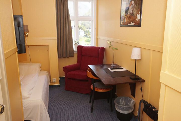Room 15 of 74