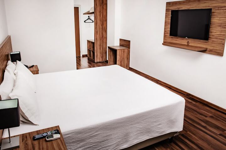 Room 18 of 70