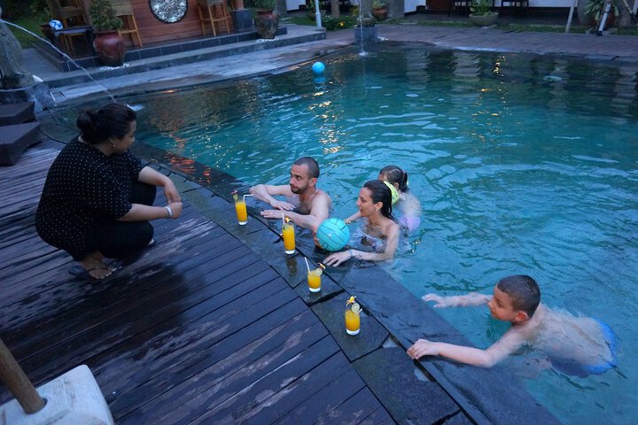 Pool 33 of 58