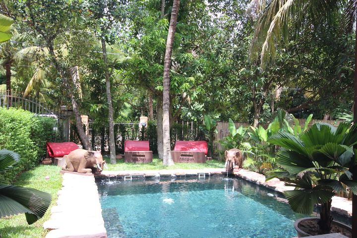 Pool 28 of 48