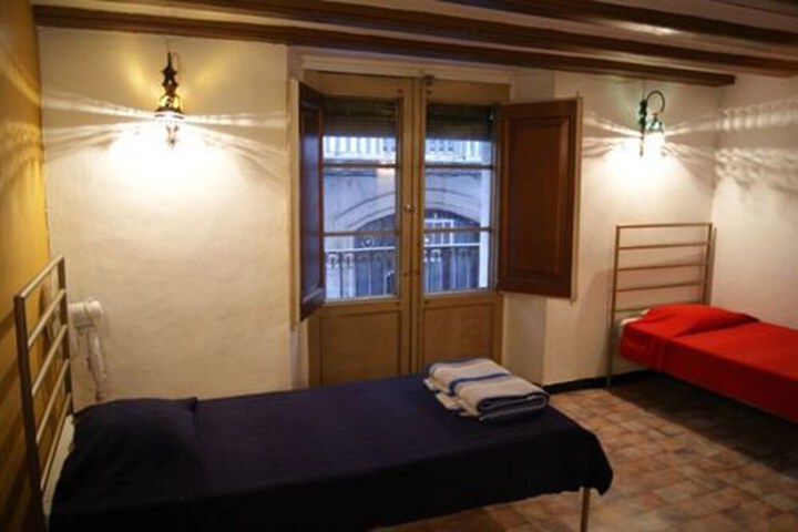 Room 5 of 29