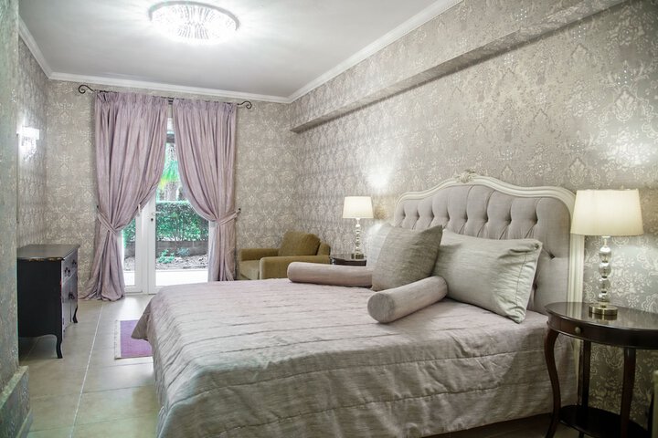 Room 14 of 60