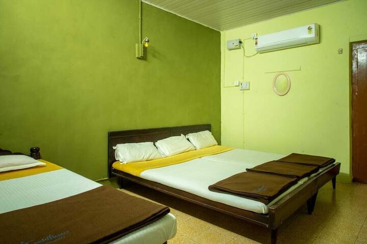 Room 2 of 14
