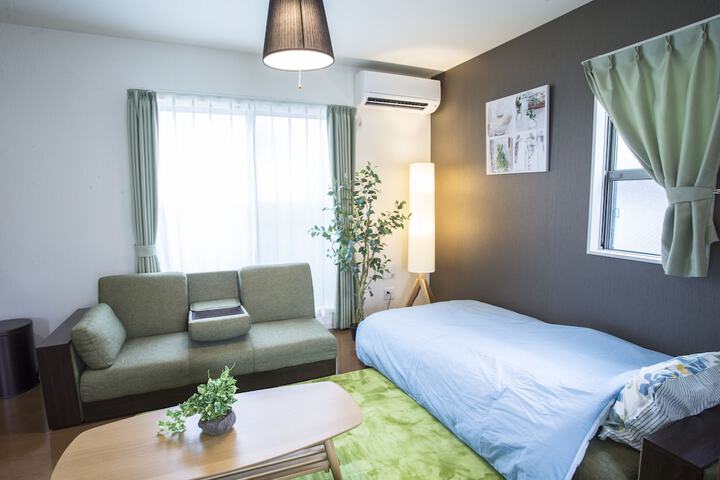 Room 2 of 36