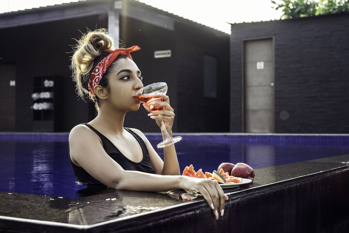 Pool 67 of 158
