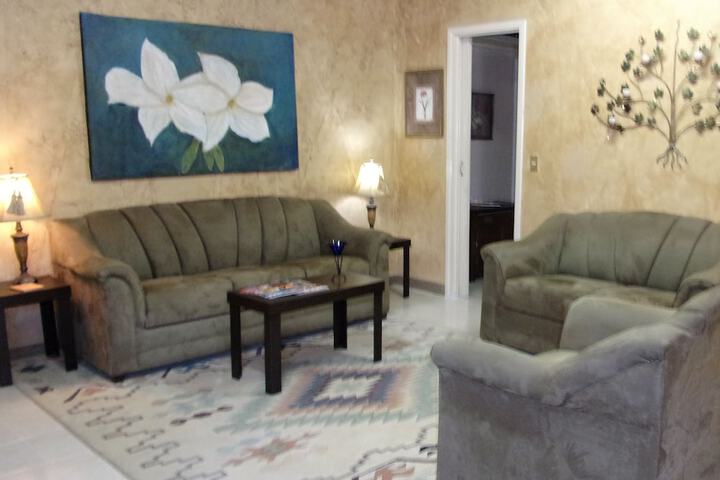 Room 48 of 68