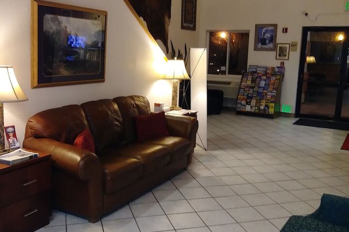 Hotel Interior 13 of 119