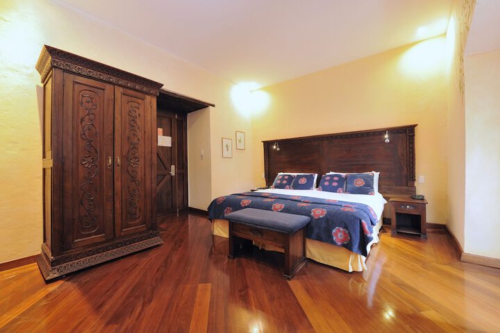 Room 5 of 63
