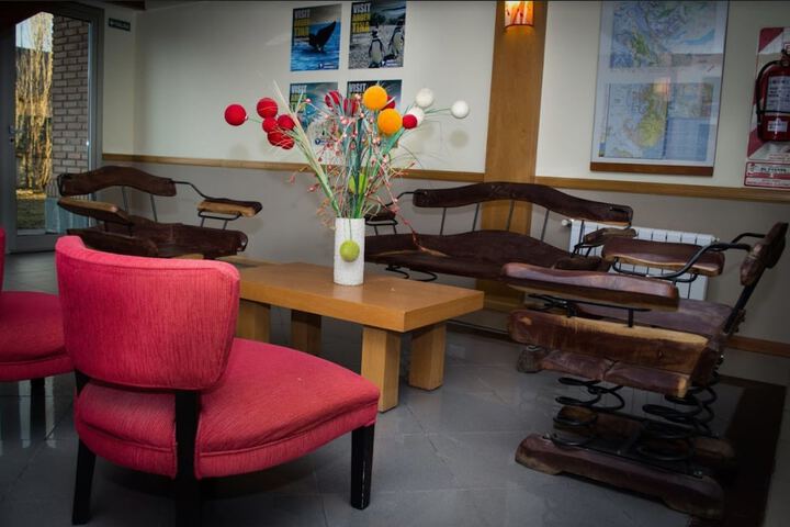 Guest Lobby