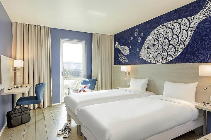 Room 7 of 29
