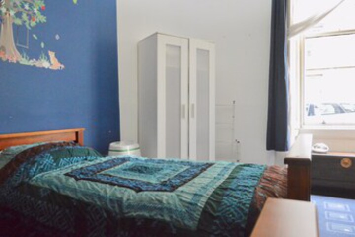 Room 17 of 20