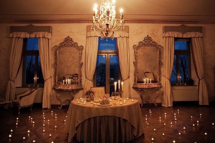 Dining 52 of 83