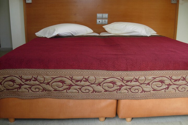 Room 15 of 30