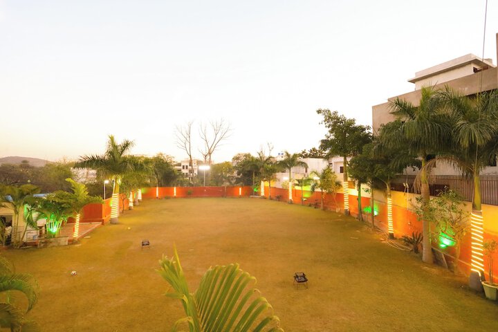 Hotel Exterior 25 of 25